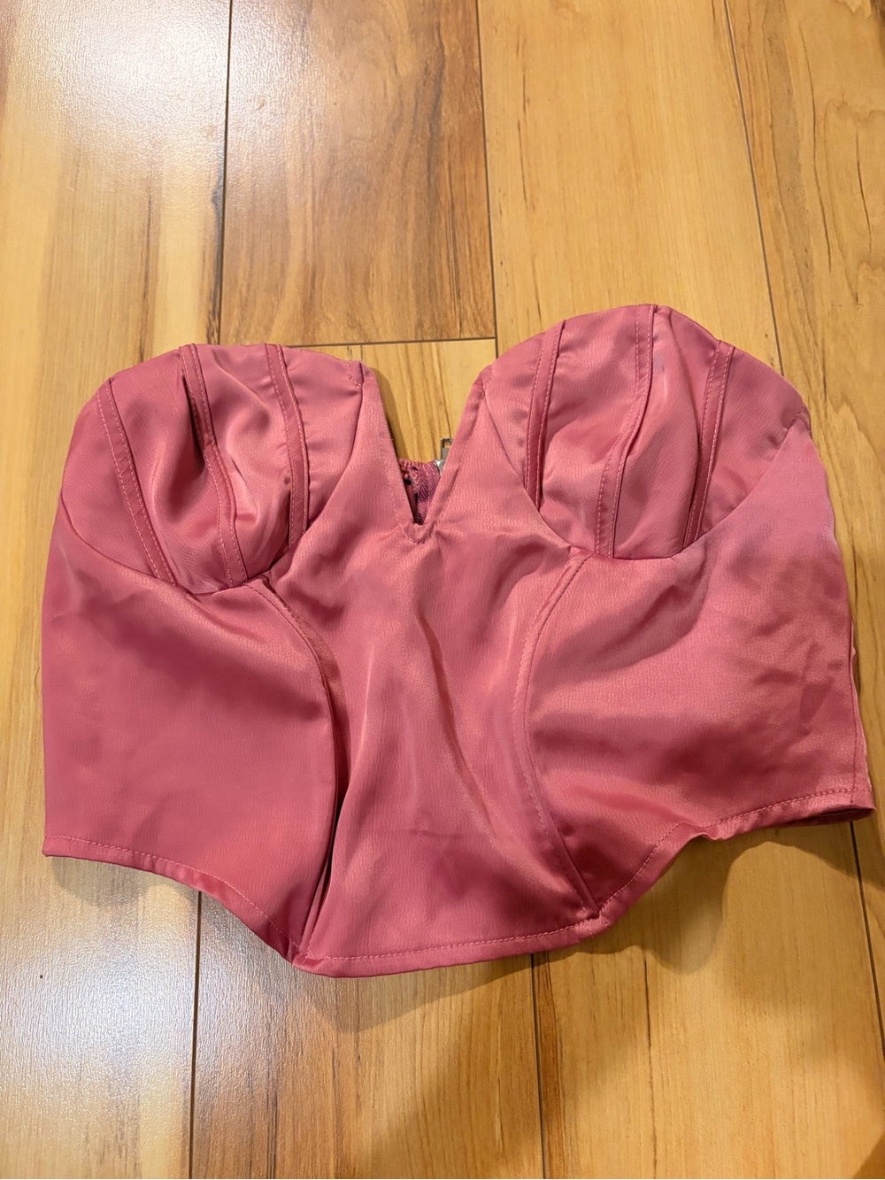 PrettyLittleThing Dusty Rose Strapless Bustier Crop Top